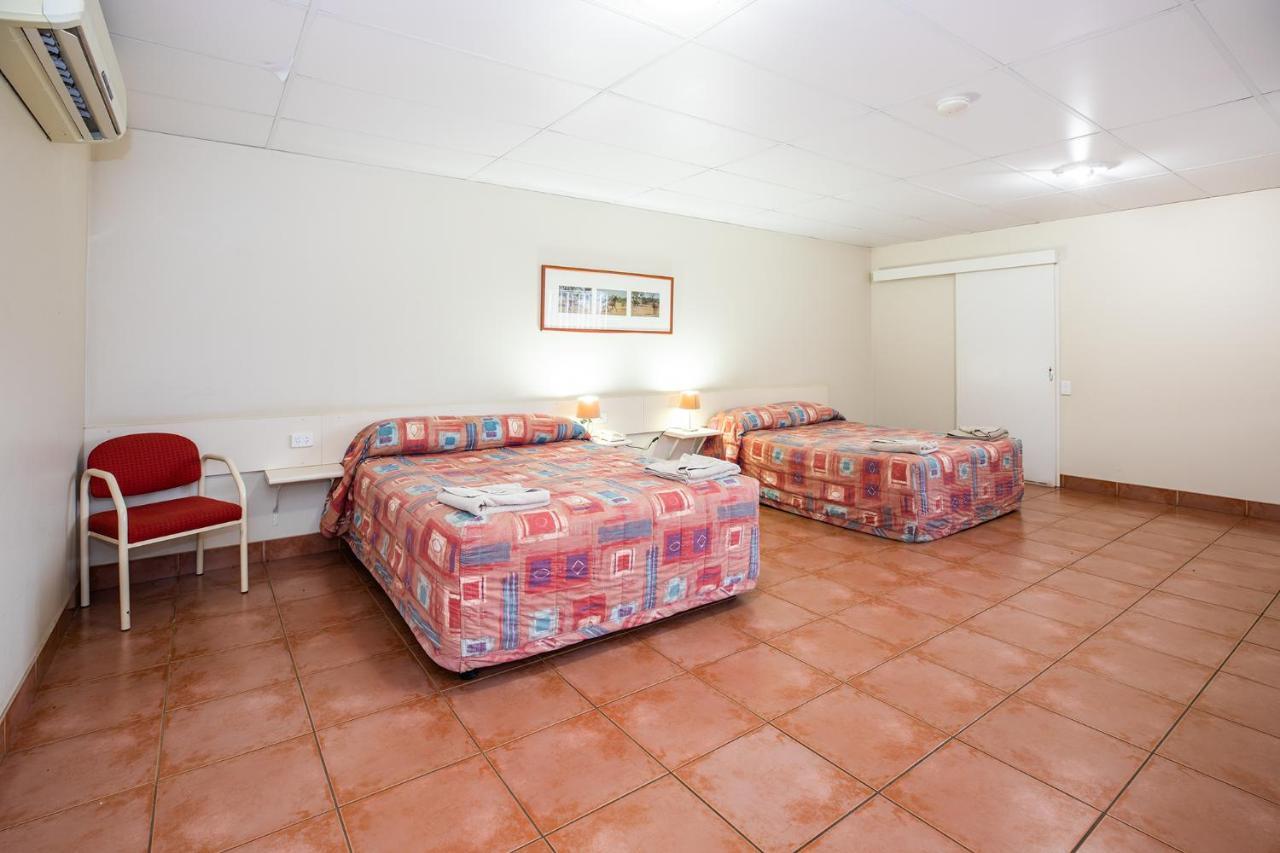 克朗克里莱卡特汽车旅馆 Cloncurry 外观 照片