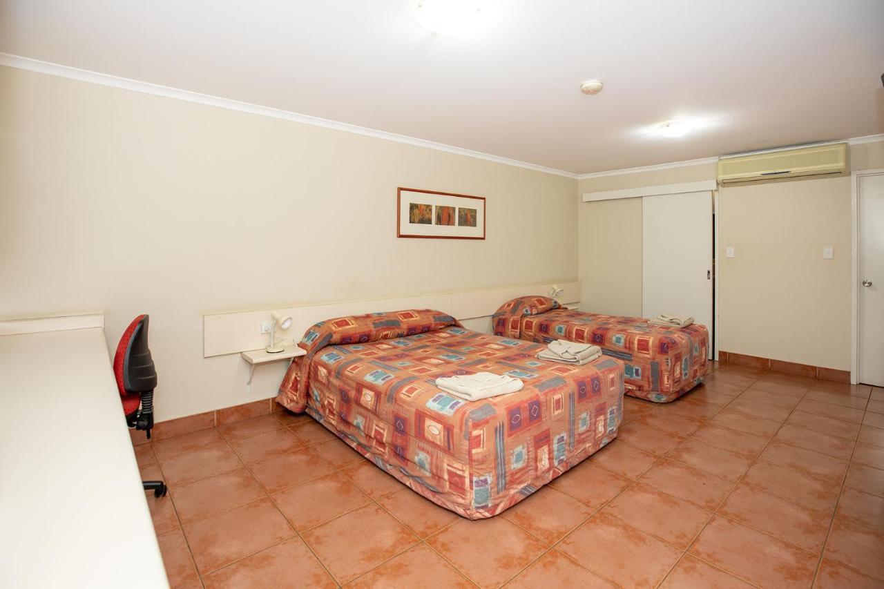 克朗克里莱卡特汽车旅馆 Cloncurry 外观 照片